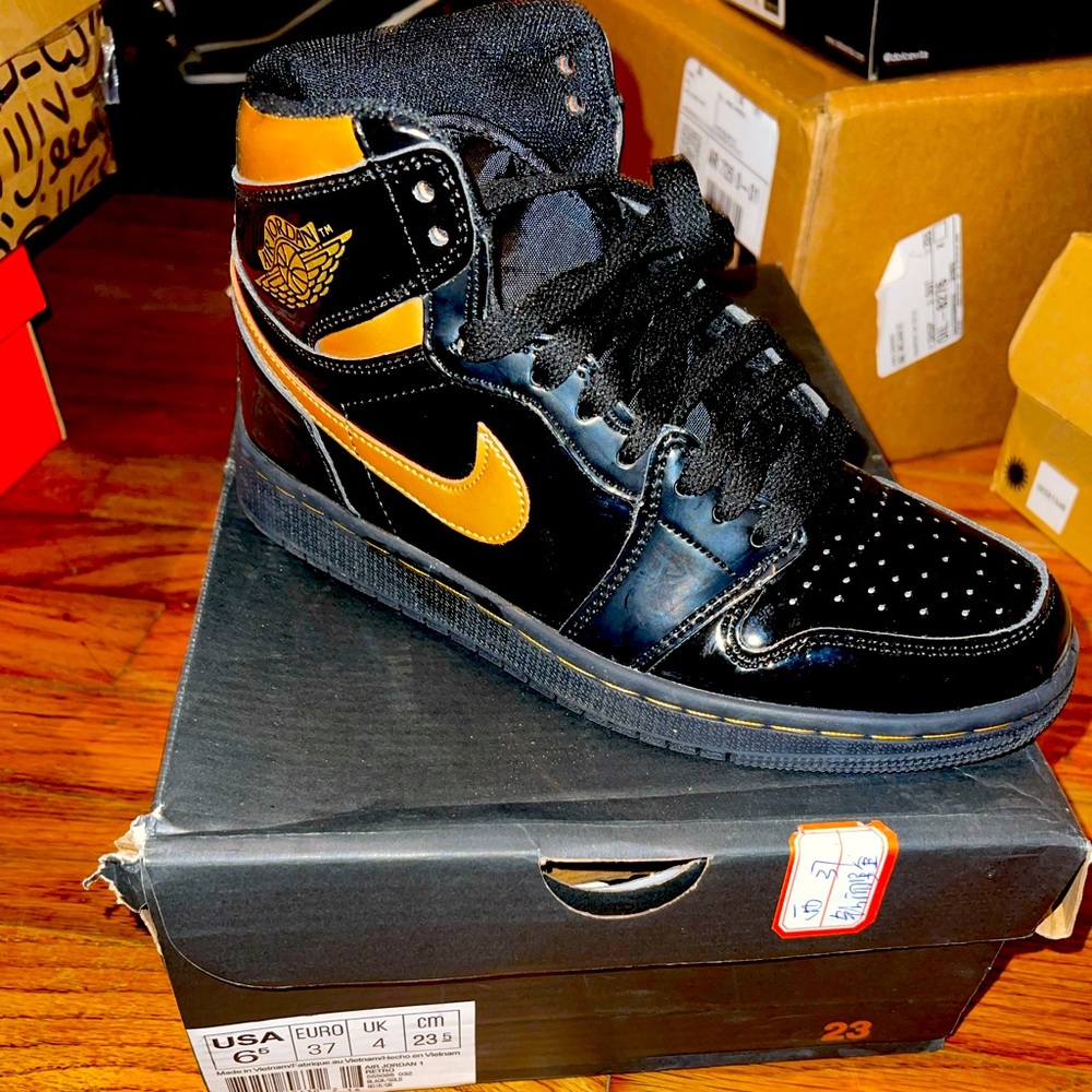 Jordan 1s